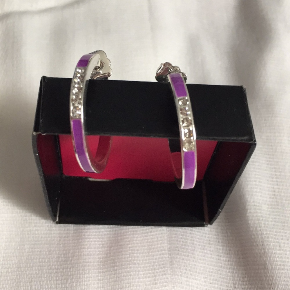 🆕 Avon June birthstone hoop earrings